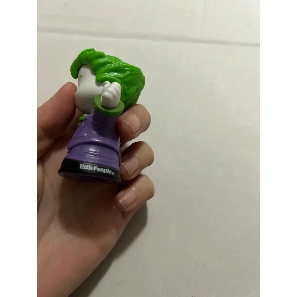 Fisher Price Little People DC Super Friends Joker Figure and Car